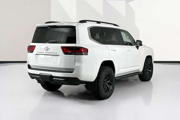 2024 Toyota LANDCRUISER LC300 VX (4x4) FJA300R