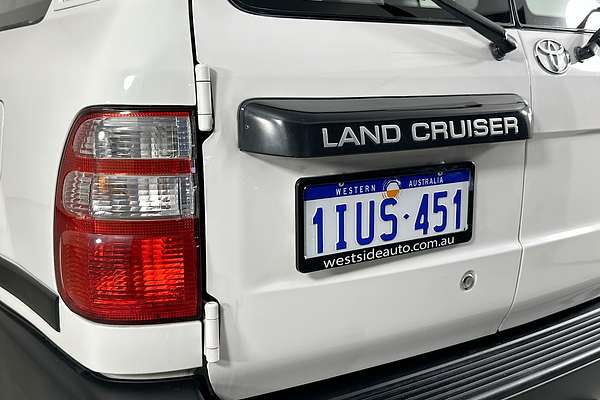 2003 Toyota LANDCRUISER (4x4) HZJ105R