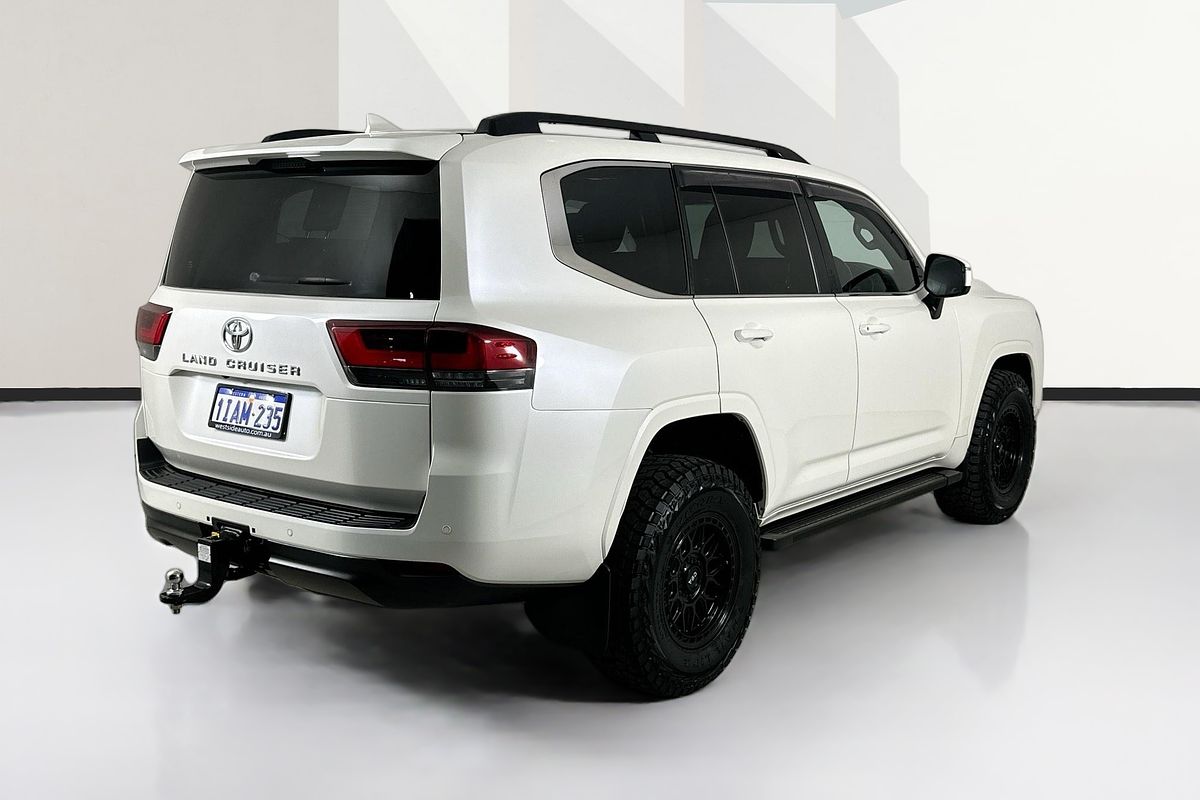2023 Toyota Landcruiser LC300 VX (4x4) FJA300R