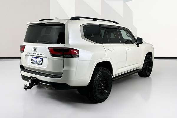 2023 Toyota Landcruiser LC300 VX (4x4) FJA300R