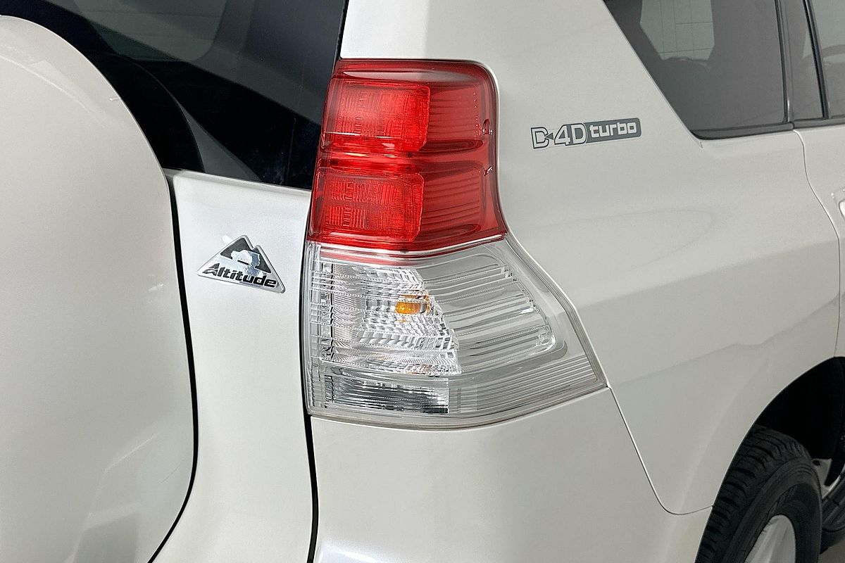 2013 Toyota LANDCRUISER PRADO ALTITUDE (4x4) KDJ150R 11 UPGRADE