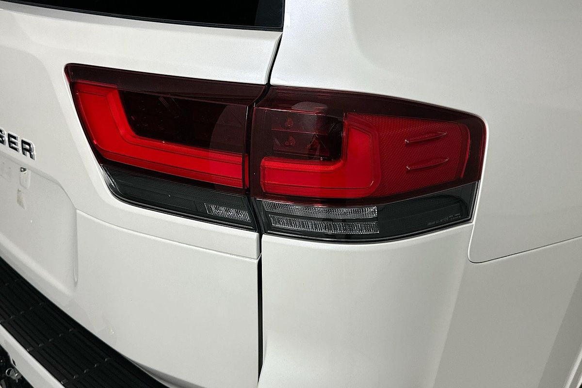 2022 Toyota Landcruiser VX FJA300R