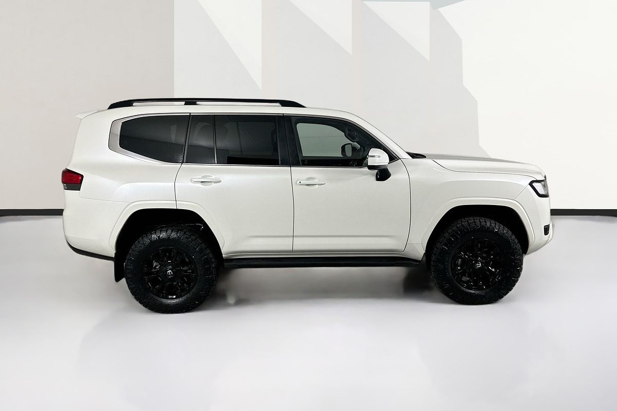 2024 Toyota LANDCRUISER VX FJA300R