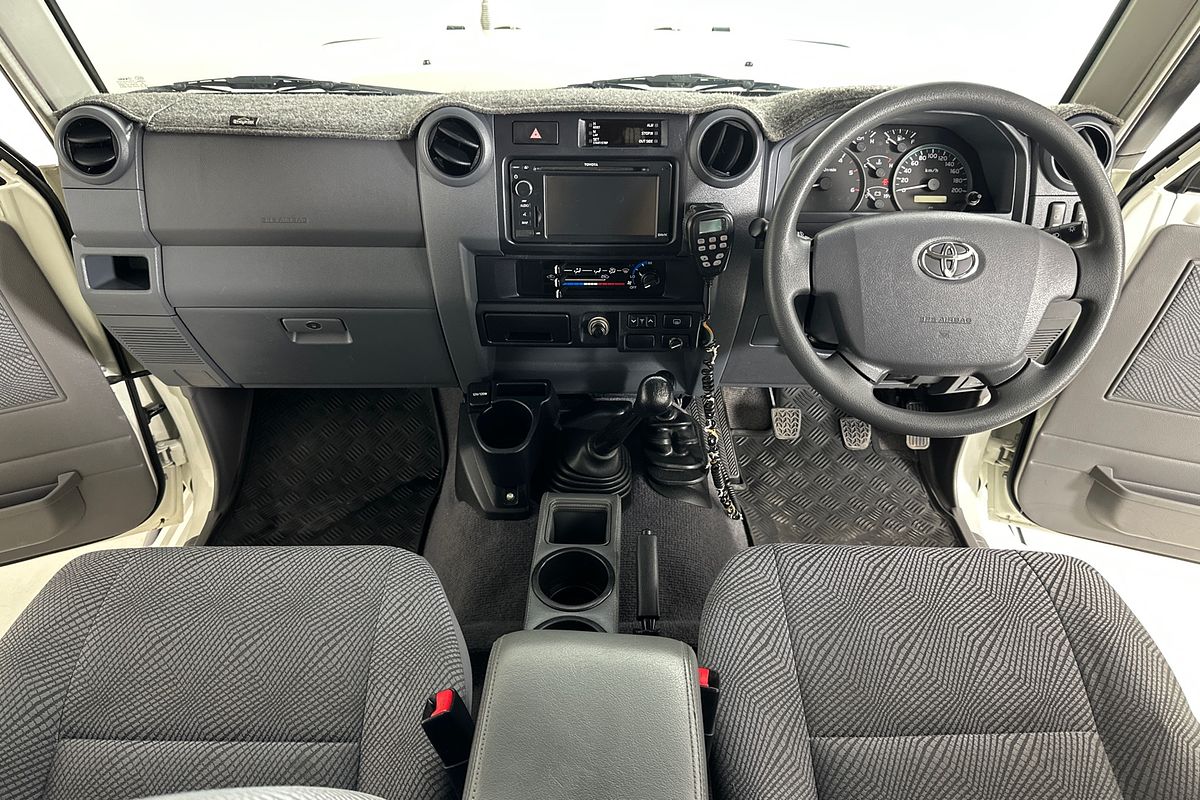 2014 Toyota LANDCRUISER GXL (4x4) VDJ76R MY12 UPDATE