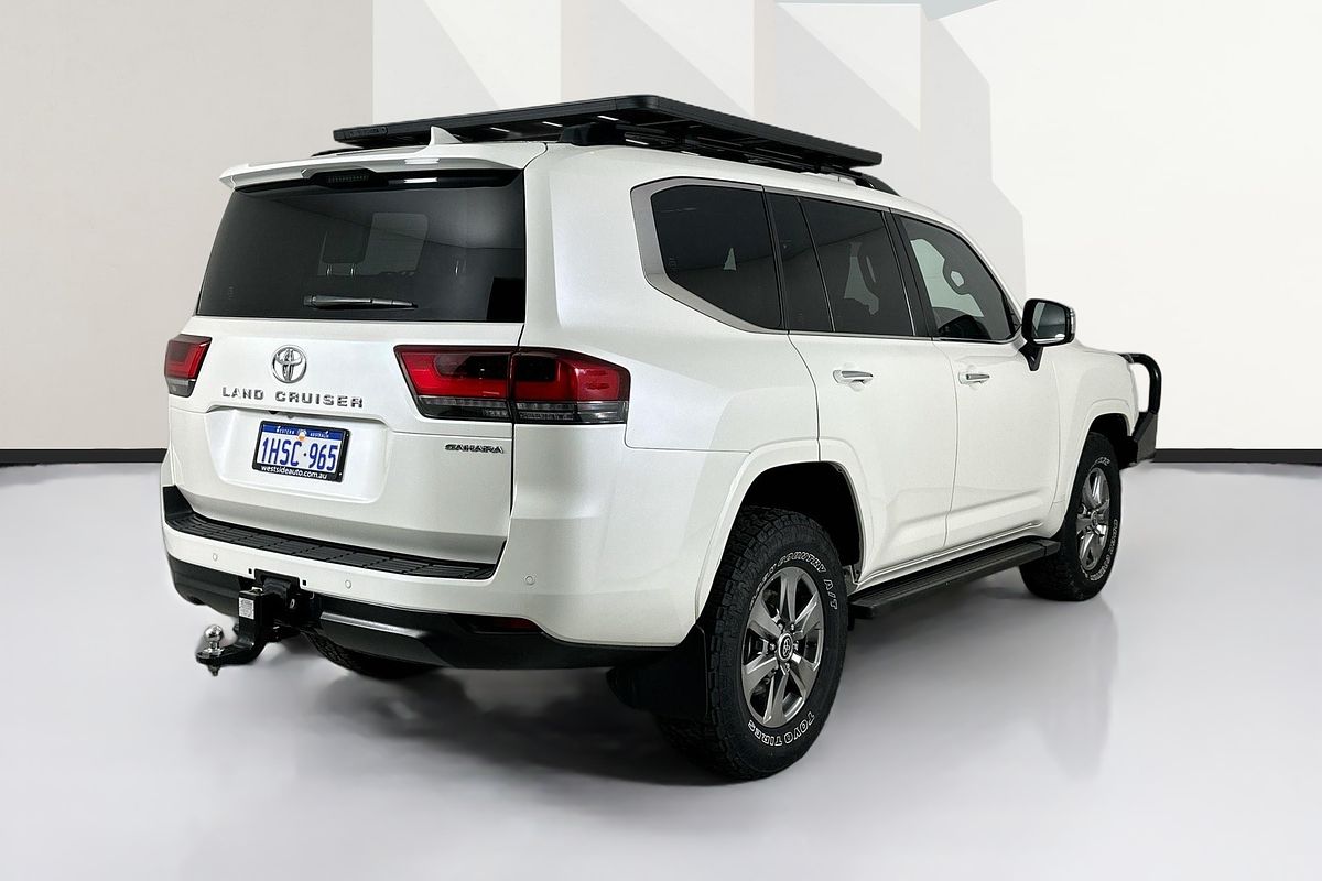 2022 Toyota LANDCRUISER LC300 SAHARA (4x4) FJA300R
