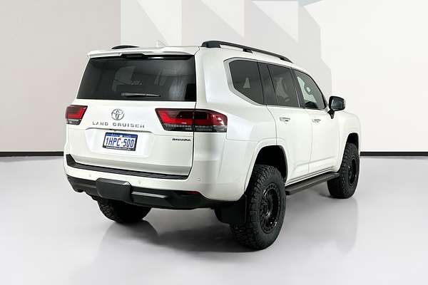 2022 Toyota Landcruiser LC300 SAHARA (4x4) FJA300R