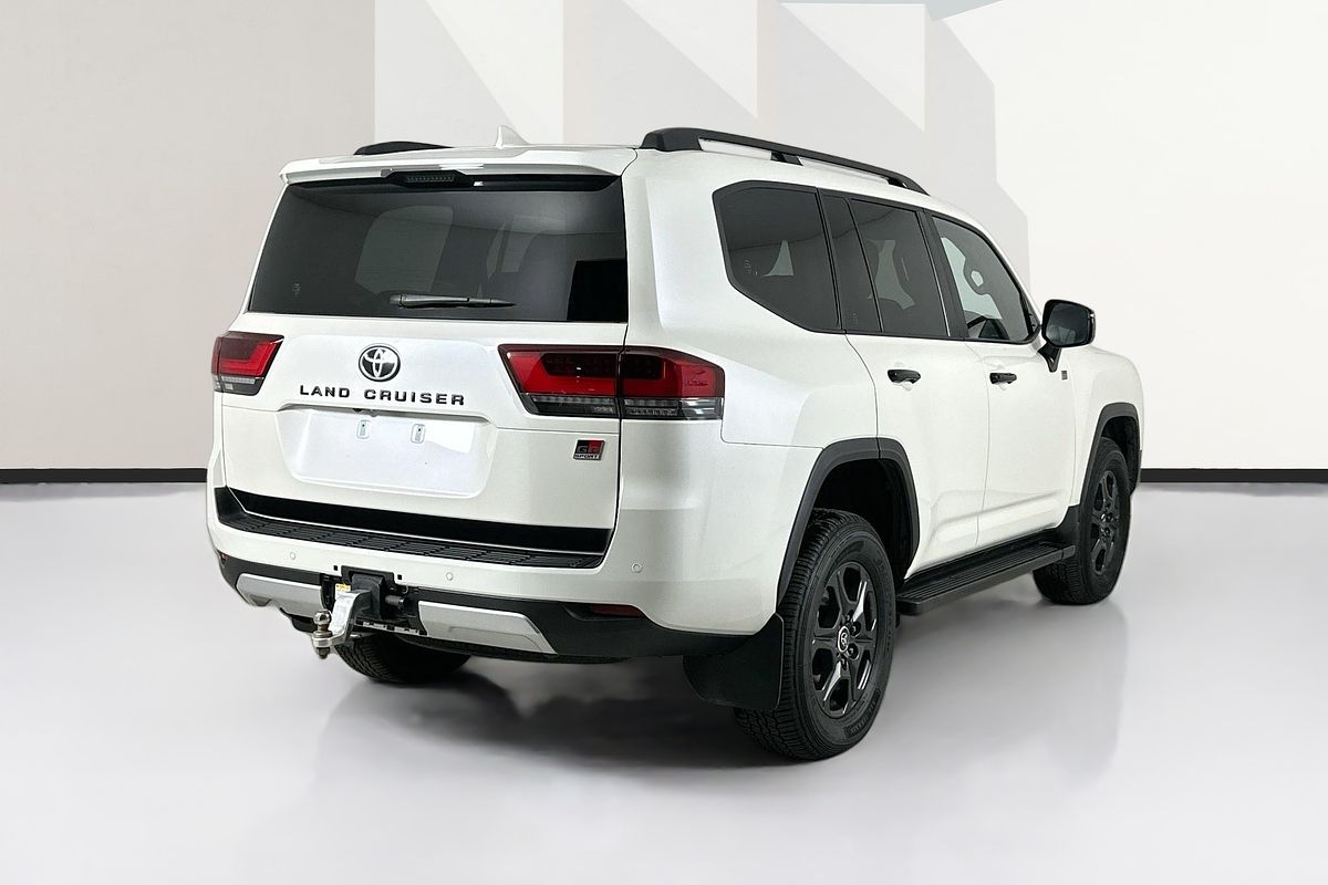 2023 Toyota Landcruiser LC300 GR-S (4x4) FJA300R