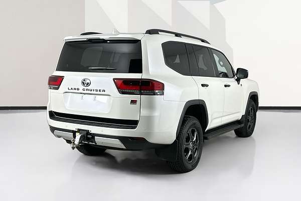 2023 Toyota Landcruiser LC300 GR-S (4x4) FJA300R