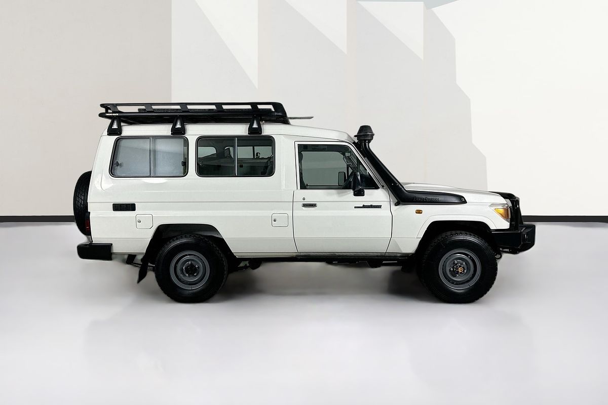 2016 Toyota Landcruiser WORKMATE (4x4) 3 SEAT VDJ78R MY12 UPDATE