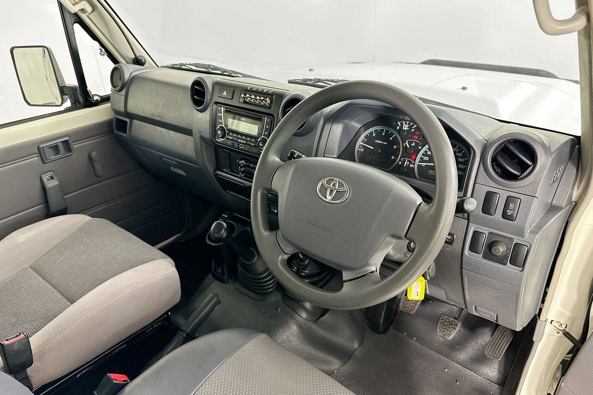 2016 Toyota Landcruiser WORKMATE (4x4) 3 SEAT VDJ78R MY12 UPDATE