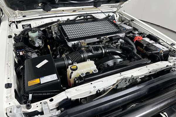 2016 Toyota Landcruiser WORKMATE (4x4) 3 SEAT VDJ78R MY12 UPDATE