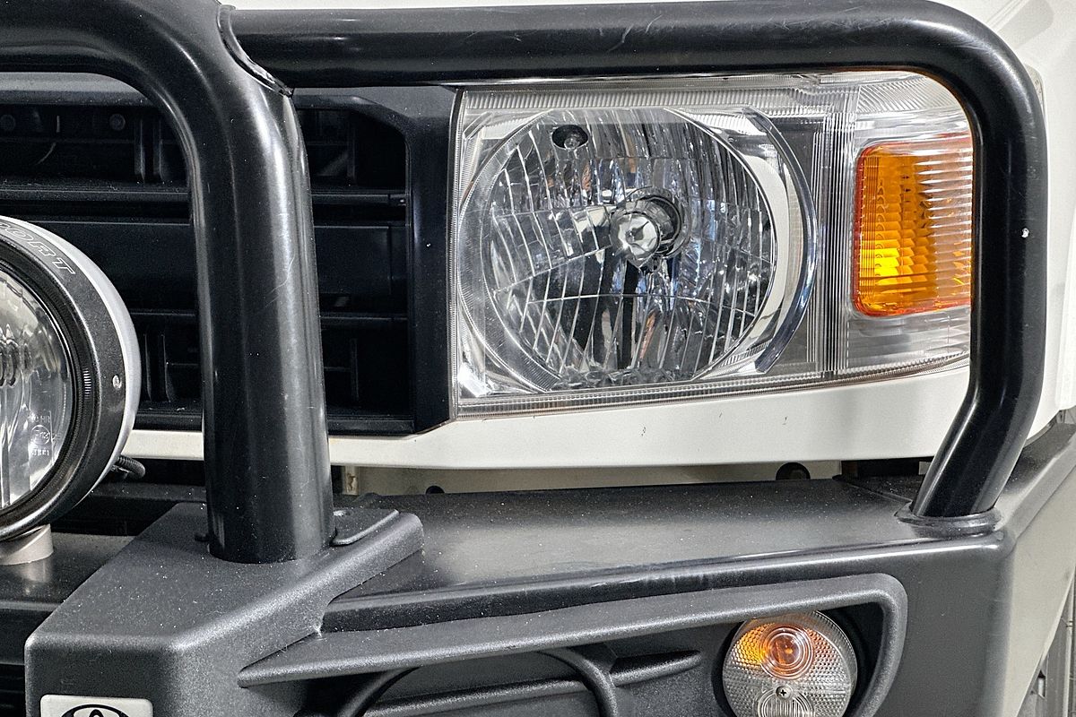 2016 Toyota Landcruiser WORKMATE (4x4) 3 SEAT VDJ78R MY12 UPDATE