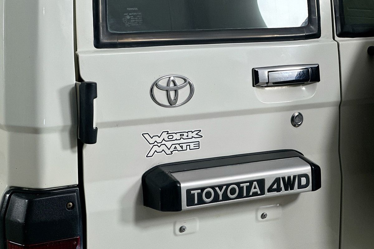 2016 Toyota Landcruiser WORKMATE (4x4) 3 SEAT VDJ78R MY12 UPDATE