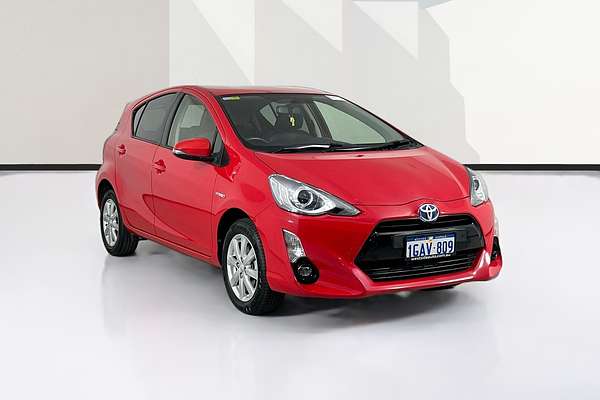 2016 Toyota PRIUS-C HYBRID NHP10R MY15