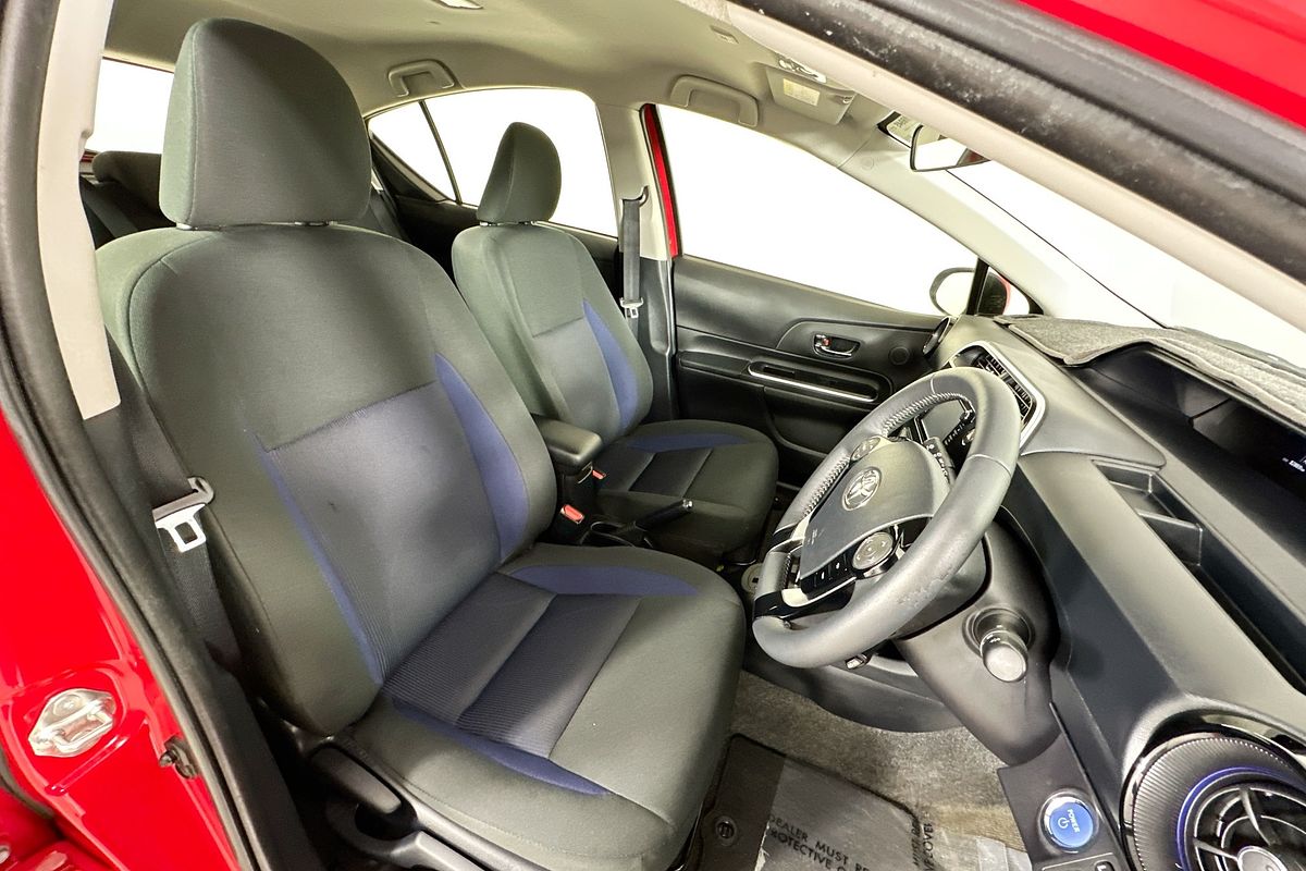 2019 Toyota Prius HYBRID NHP10R MY17