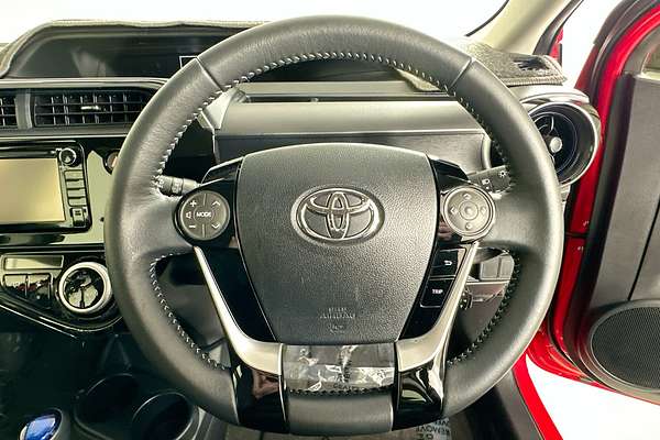 2019 Toyota Prius HYBRID NHP10R MY17