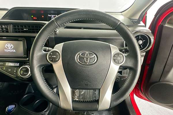 2016 Toyota PRIUS-C HYBRID NHP10R MY15