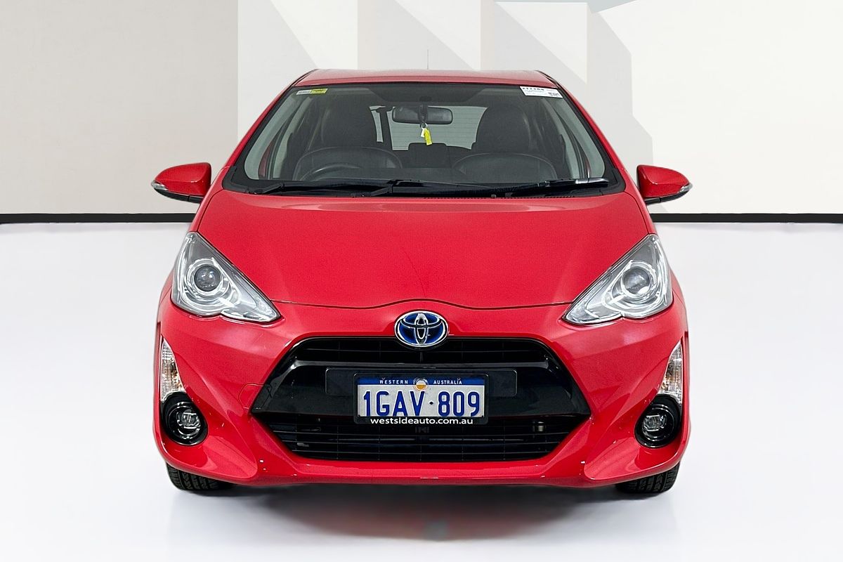 2016 Toyota PRIUS-C HYBRID NHP10R MY15