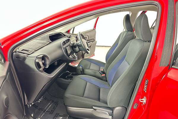 2019 Toyota Prius HYBRID NHP10R MY17