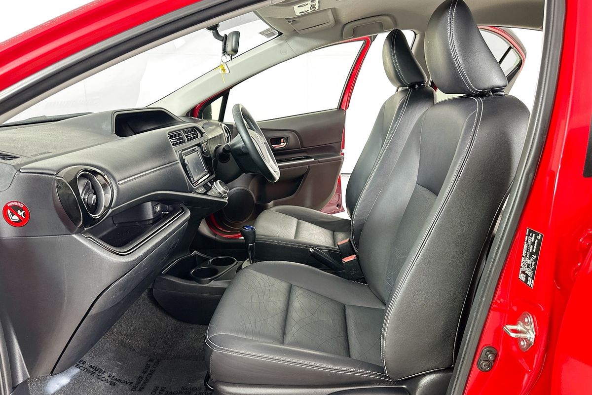 2016 Toyota PRIUS-C HYBRID NHP10R MY15