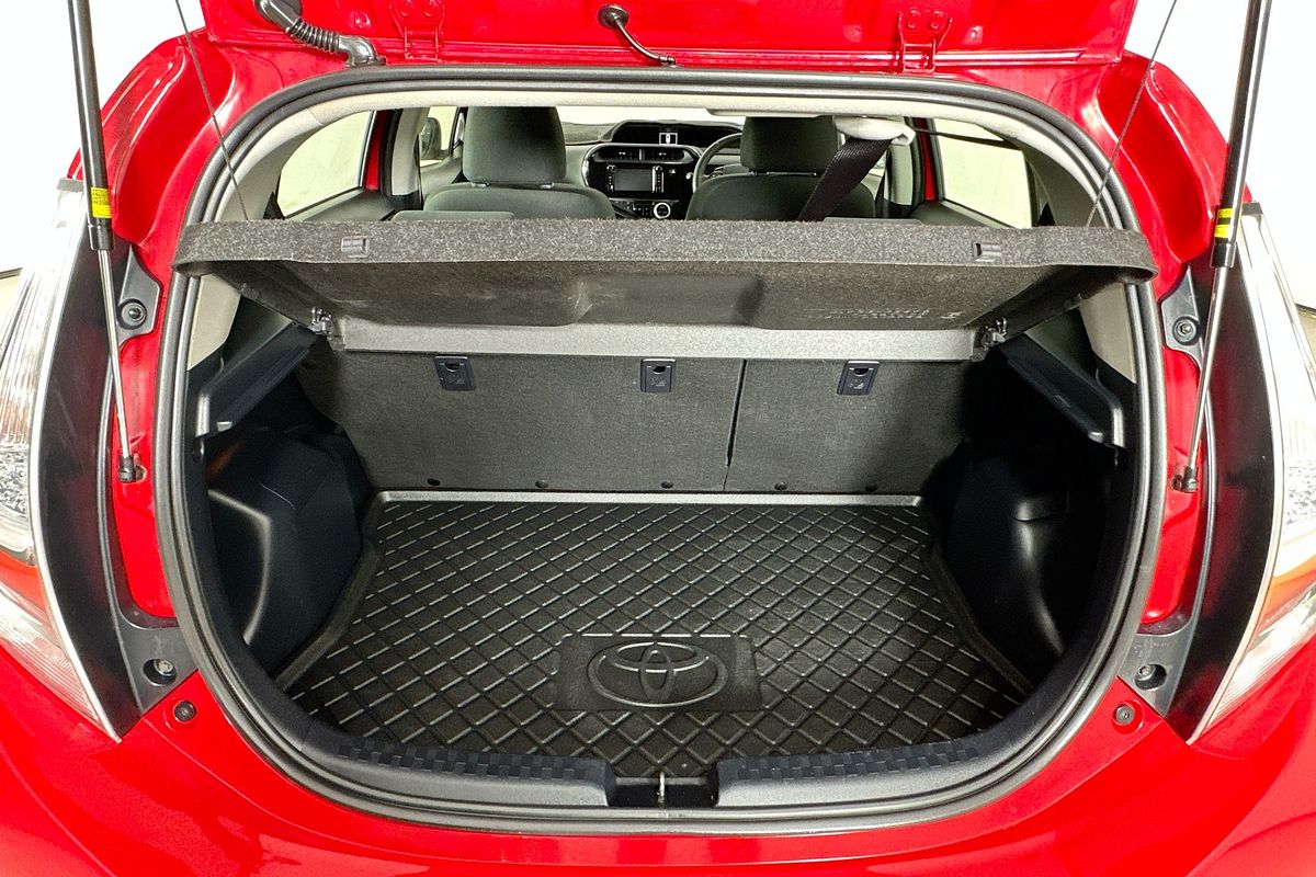 2019 Toyota Prius HYBRID NHP10R MY17