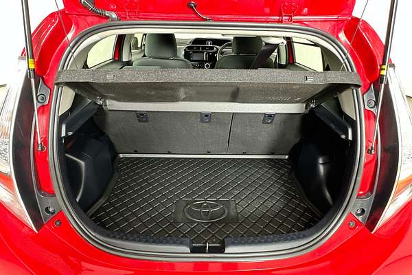 2019 Toyota Prius HYBRID NHP10R MY17
