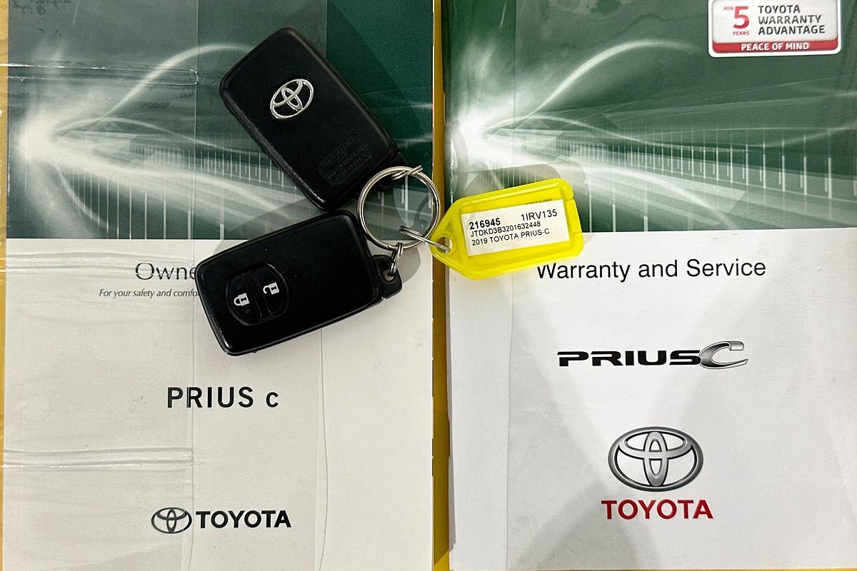2019 Toyota Prius HYBRID NHP10R MY17