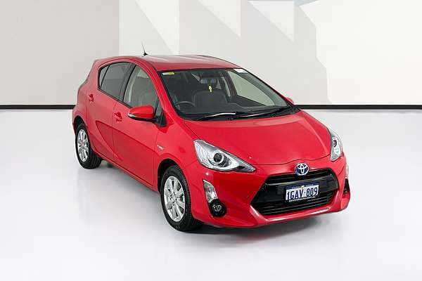 2016 Toyota PRIUS-C HYBRID NHP10R MY15