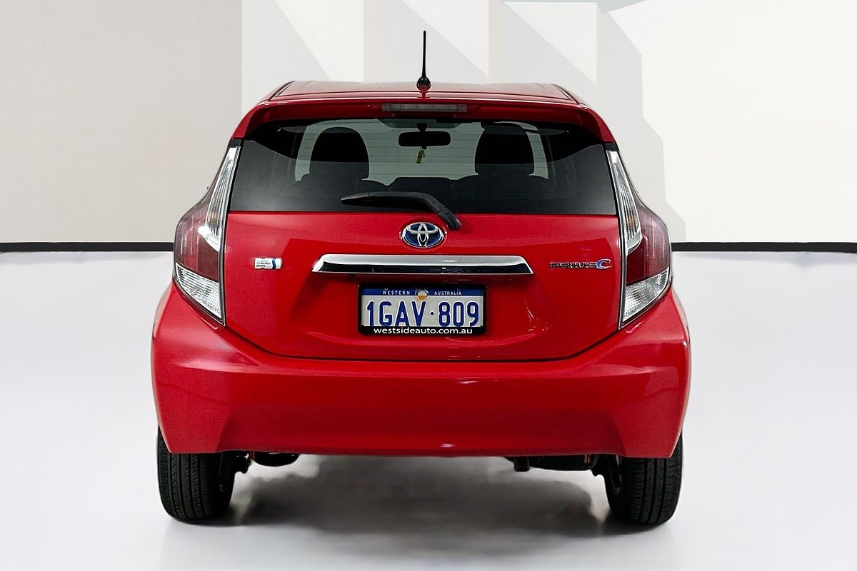 2016 Toyota PRIUS-C HYBRID NHP10R MY15