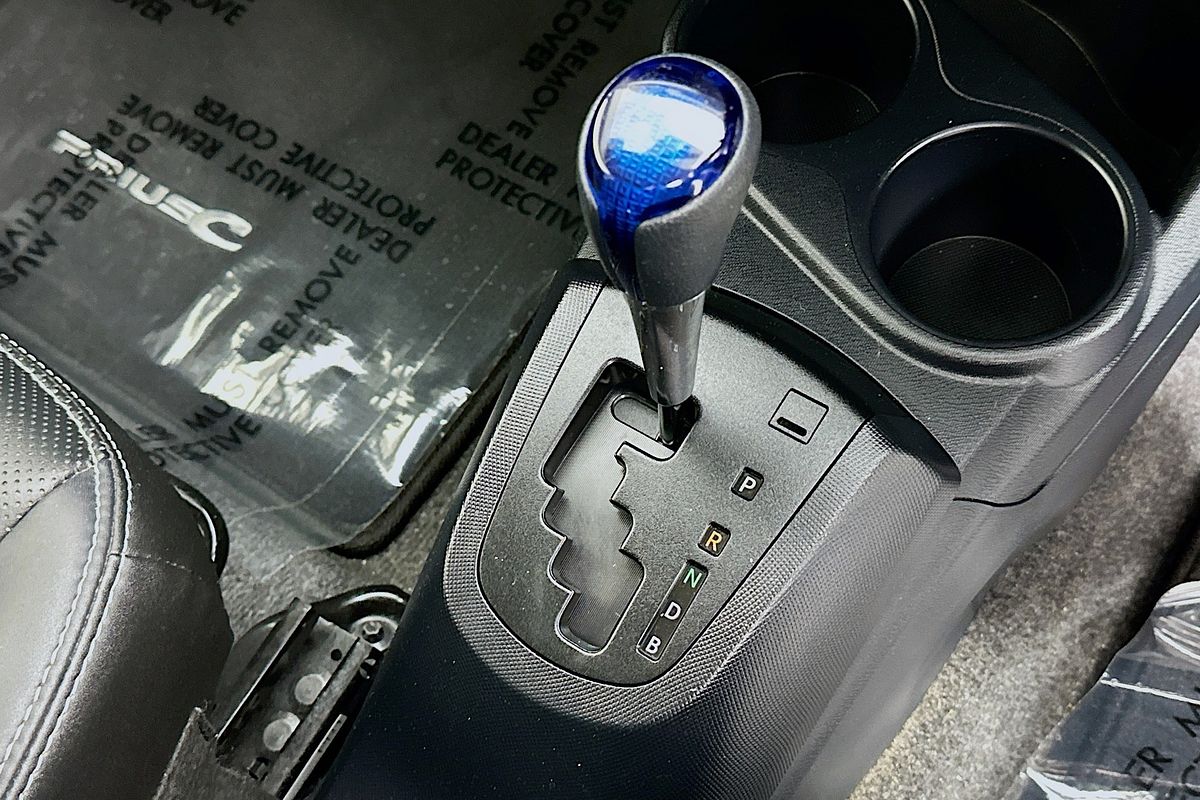 2018 Toyota Prius HYBRID NHP10R MY17