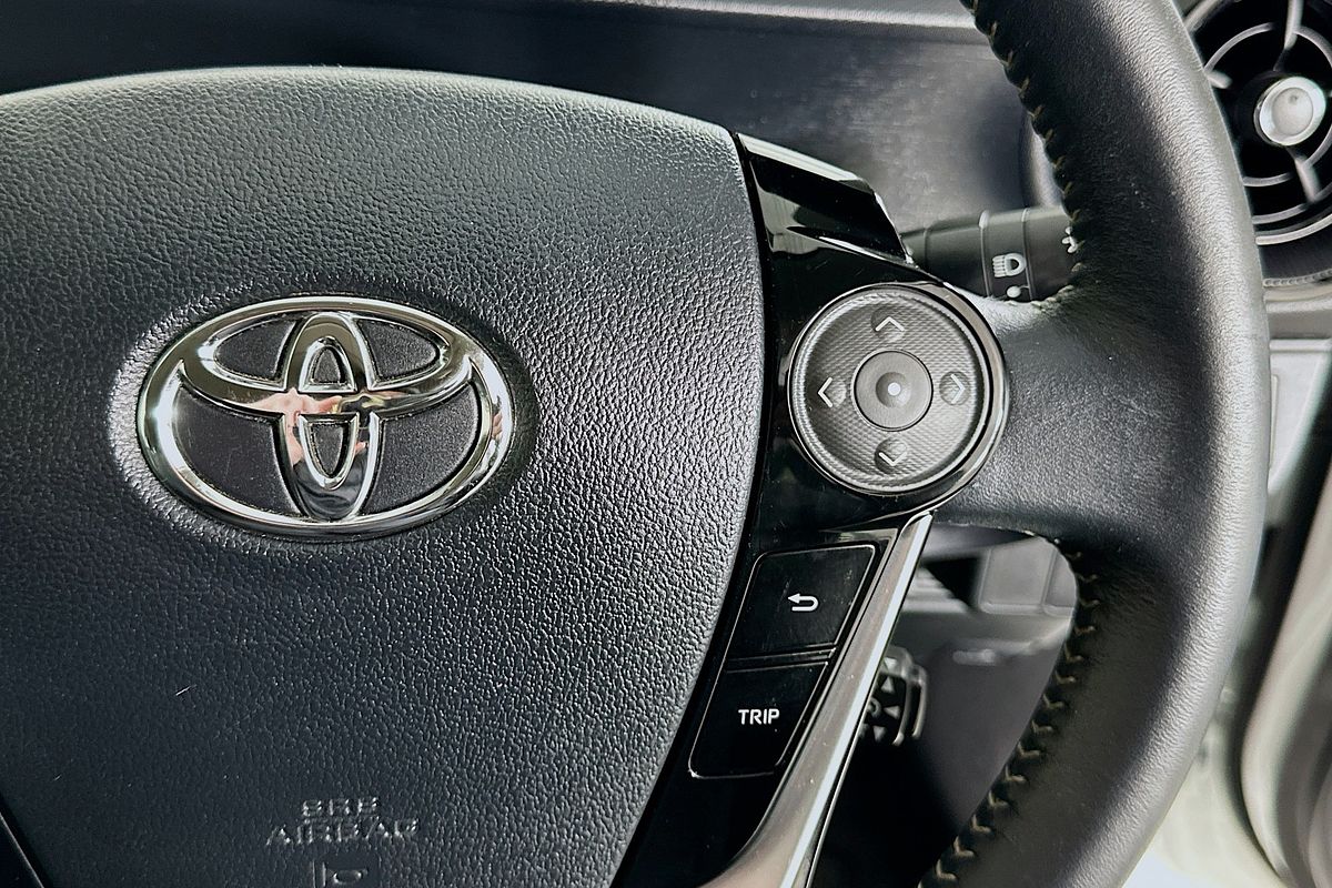 2018 Toyota Prius HYBRID NHP10R MY17