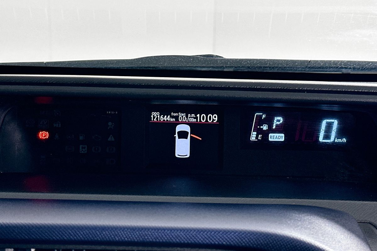 2016 Toyota Prius HYBRID NHP10R MY15