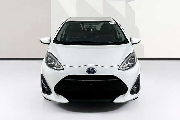2018 Toyota Prius HYBRID NHP10R MY17