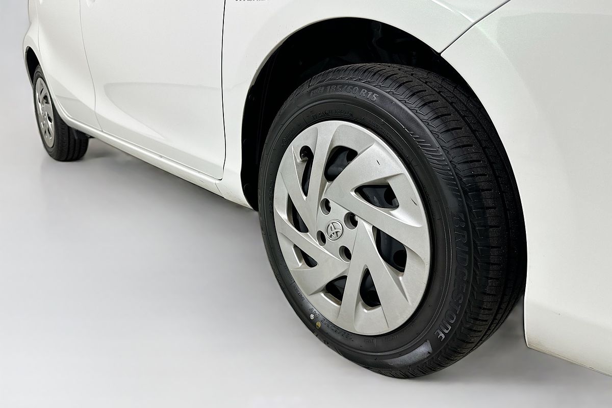2016 Toyota Prius HYBRID NHP10R MY15