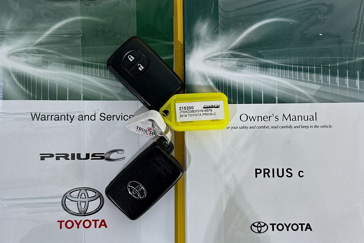 2018 Toyota Prius HYBRID NHP10R MY17