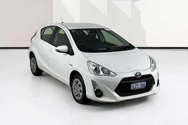 2016 Toyota Prius HYBRID NHP10R MY15