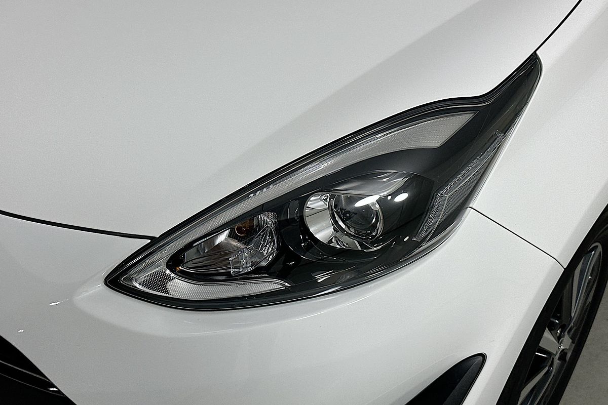 2018 Toyota Prius HYBRID NHP10R MY17