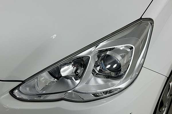 2016 Toyota Prius HYBRID NHP10R MY15