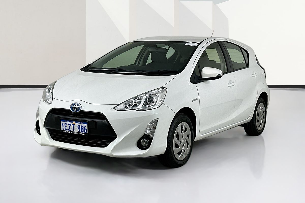 2016 Toyota Prius HYBRID NHP10R MY15