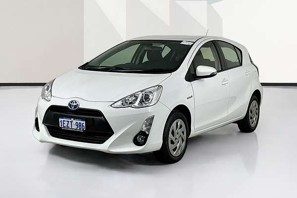 2016 Toyota Prius HYBRID NHP10R MY15