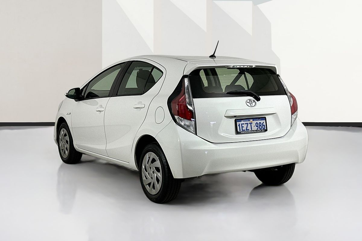 2016 Toyota Prius HYBRID NHP10R MY15