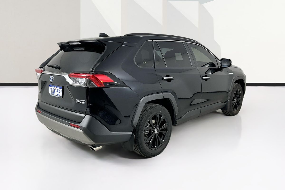 2024 Toyota RAV4 CRUISER (2WD) HYBRID AXAH52R