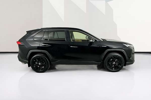 2023 Toyota RAV4 CRUISER (2WD) HYBRID AXAH52R