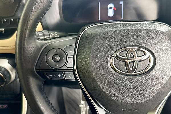 2023 Toyota RAV4 CRUISER (2WD) HYBRID AXAH52R