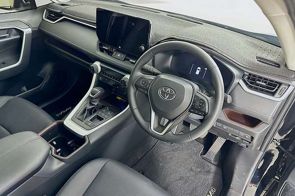 2024 Toyota RAV4 CRUISER (2WD) HYBRID AXAH52R