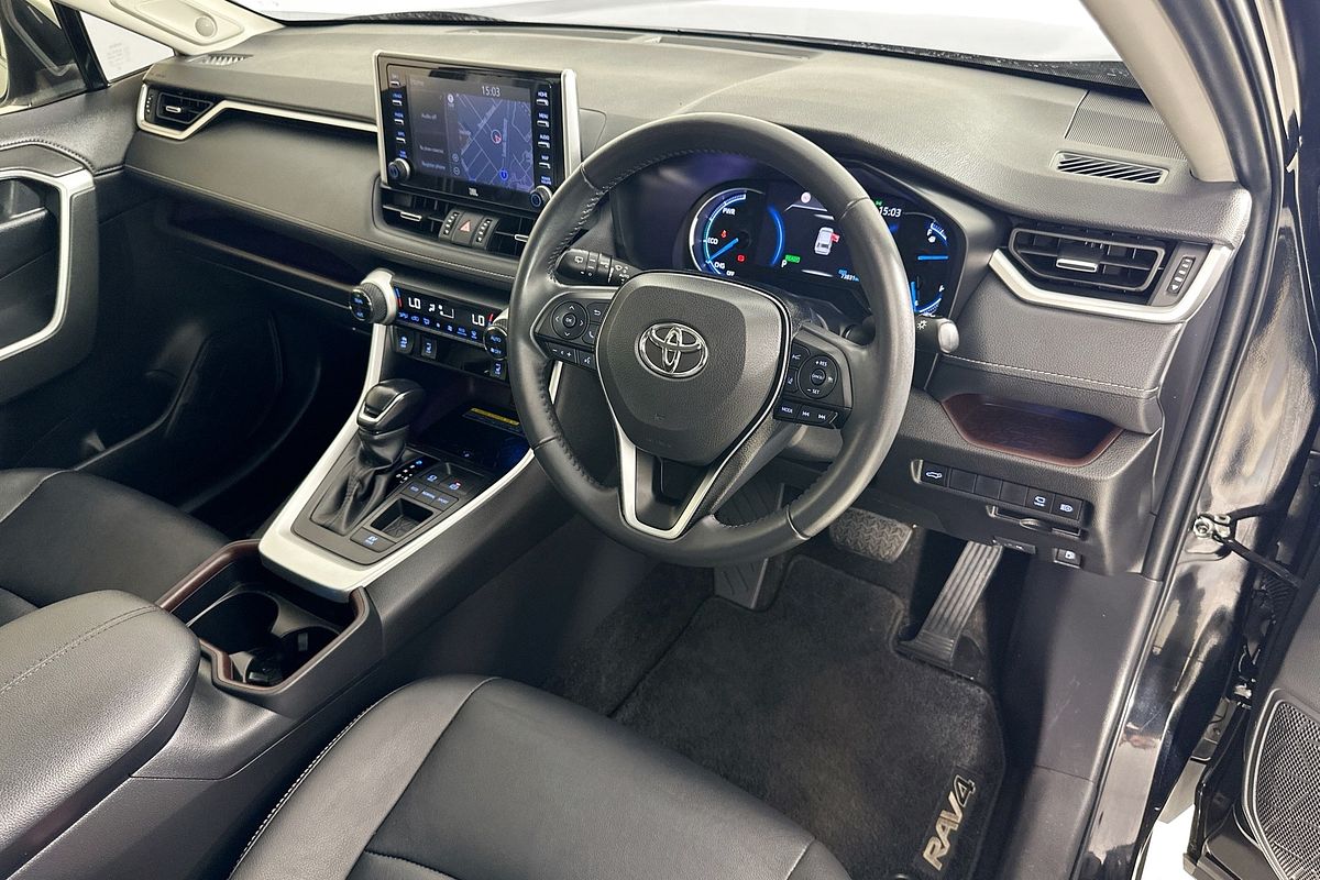2021 Toyota RAV4 CRUISER (2WD) HYBRID AXAH52R