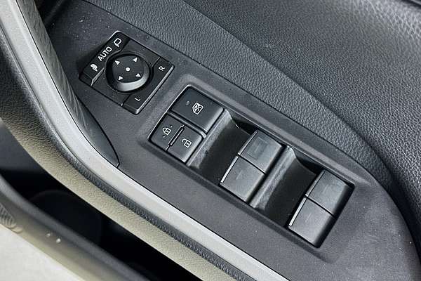 2024 Toyota RAV4 CRUISER (2WD) HYBRID AXAH52R