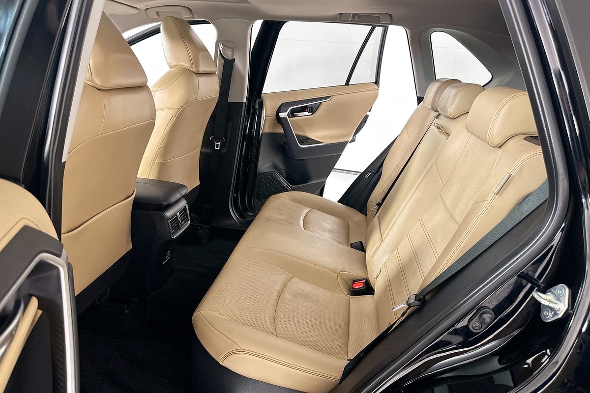 2023 Toyota RAV4 CRUISER (2WD) HYBRID AXAH52R