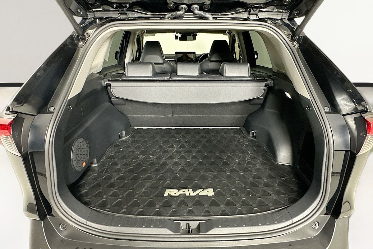 2024 Toyota RAV4 CRUISER (2WD) HYBRID AXAH52R
