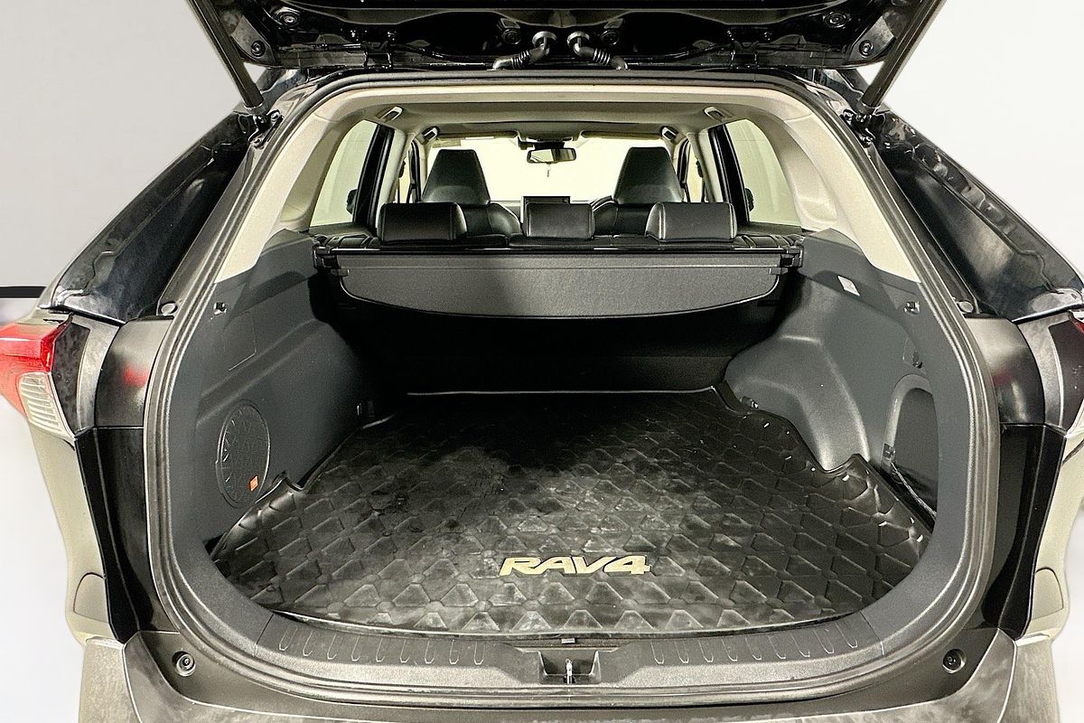 2021 Toyota RAV4 CRUISER (2WD) HYBRID AXAH52R